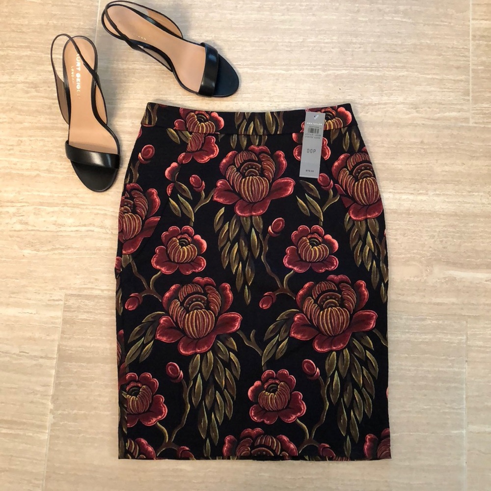 Ann Taylor Pencil Skirt with Floral Design